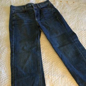 EXPRESS Mom Jeans Size 4R Straight Leg Medium Wash